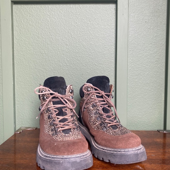 And/Or Ladies Leopard Print Walking Boots - Picture 6 of 7